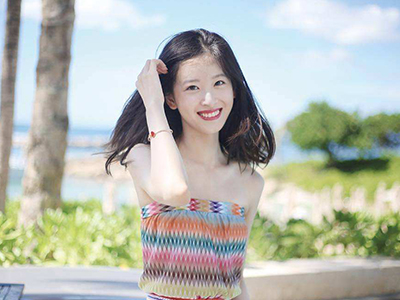 章泽天晒女儿礼物 26岁的人生经历丰富引网友们疯狂自嘲
