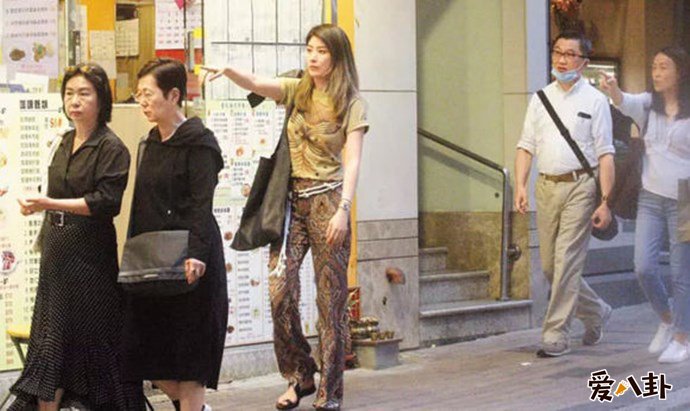 陈慧琳现身香港街头