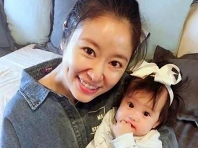 林心如花三亿买珠宝 女儿小海豚为林心如唱歌感动哭了
