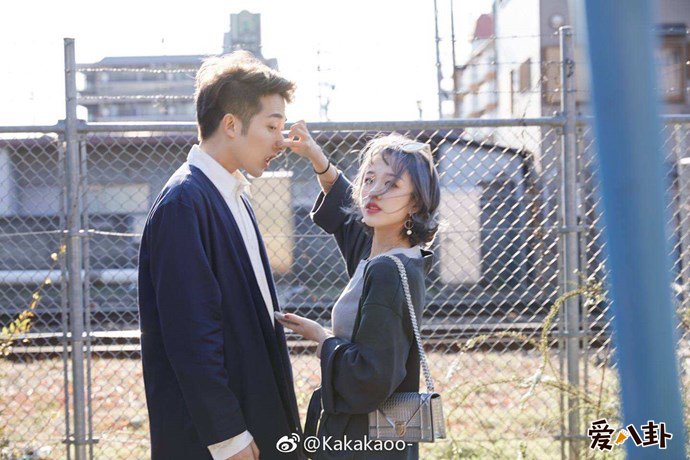 网红阿沁与出轨男友合影