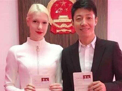 撒贝宁娇妻李白婚后发福 起底李白详细个人资料经历