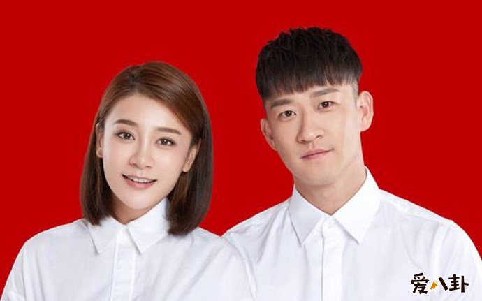 曹云金与前妻唐菀结婚照