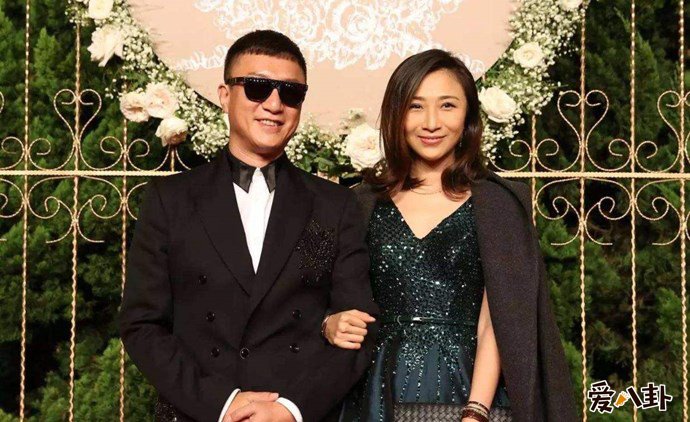 孙红雷与老婆王骏迪结婚照
