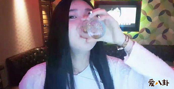 阿怡大小姐还直播吗