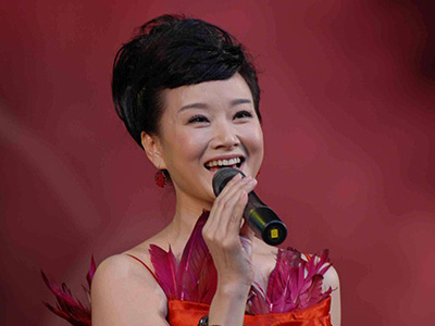 周杰伦宋祖英是什么关系 竟为她写歌两人究竟有何不可告人的秘