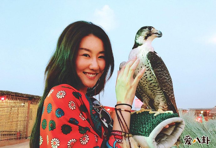 经纪人否认王宝强女友生子