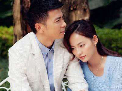 张嘉倪保剑锋合影 十年后在重逢保剑锋结婚了吗现状如何？