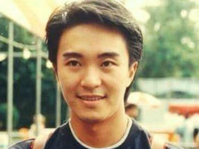 周星驰终身不娶的原因 回顾周星驰的情史最爱的女人竟然是她？