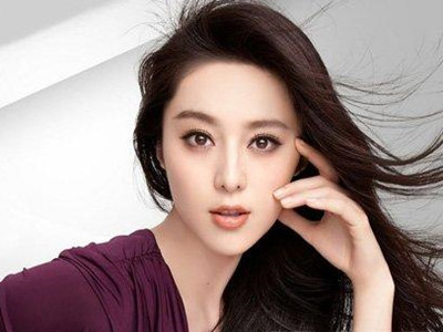 范冰冰跟富商怀孕了 为了8亿罚款抛弃李晨与富商结婚是真的吗