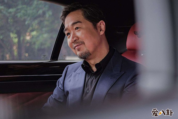 张默的亲生母亲是谁