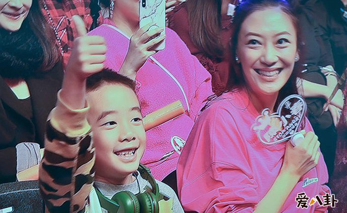 陈小春宣布二胎