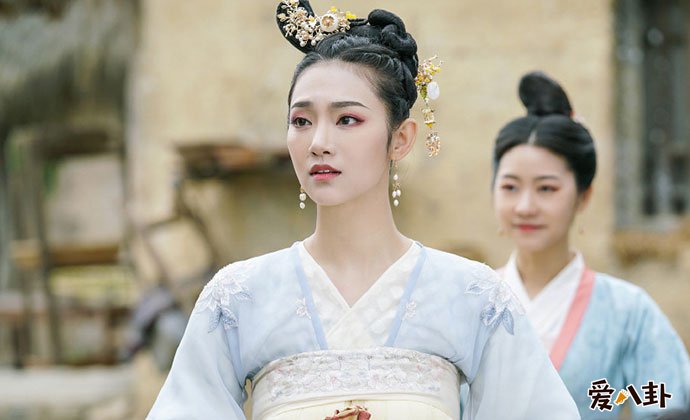 曾可妮剧照