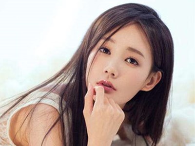 李一桐为什么资源这么好 邓伦李现都捧不红她世纪谜题