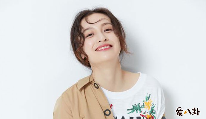 演员隆妮结婚了吗