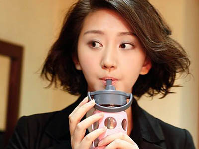 唐一菲怼小三传闻 连发6条微博都说了些什么她真的如传言是小