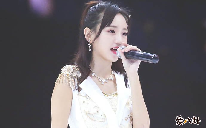 黄婷婷单方面宣布解约是怎么回事