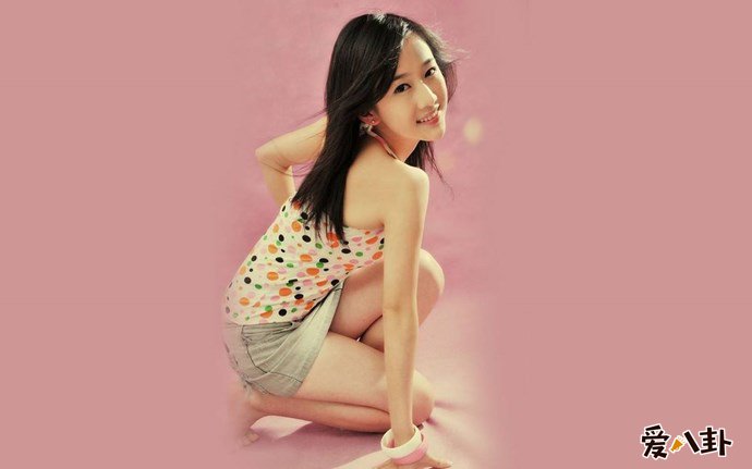 刘美含写真