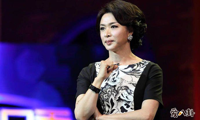 金星是如何和自己老公认识的