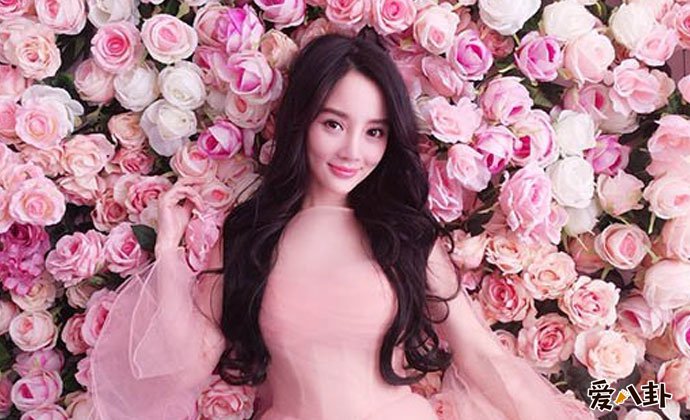 曝李小璐被安排相亲