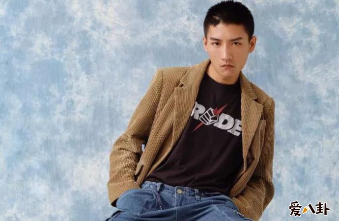 杨策