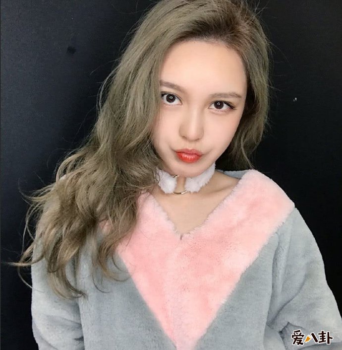 罗志祥女友回应整容