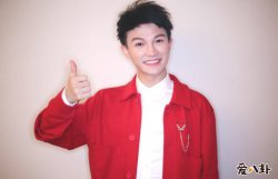 周深李克勤合唱是什么节目 两人合作多首哥好听到开口跪