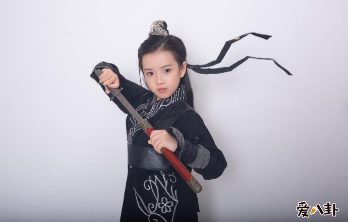 仉上明珠古装剧照