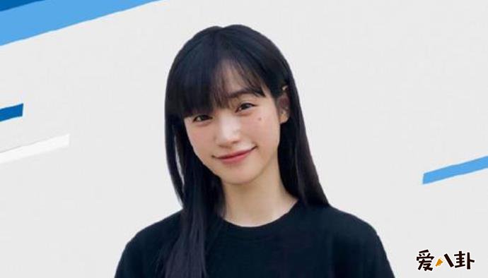 青春有你2段小薇年龄