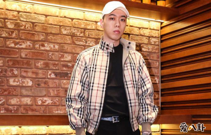 BewhY