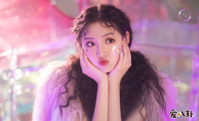 演员王奕婷