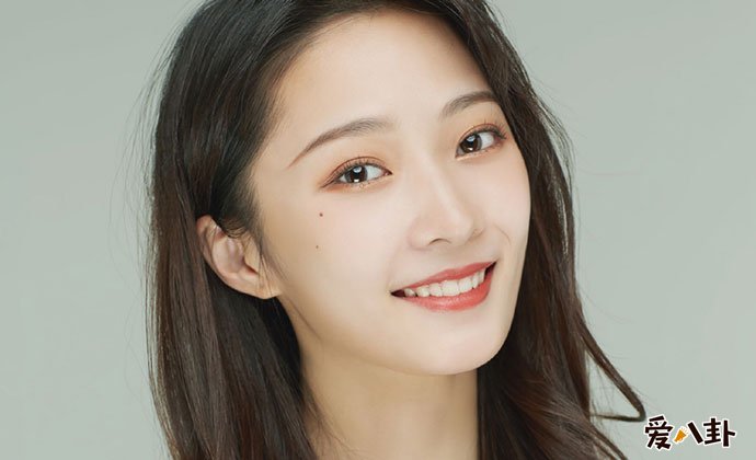 赵诗意个人资料