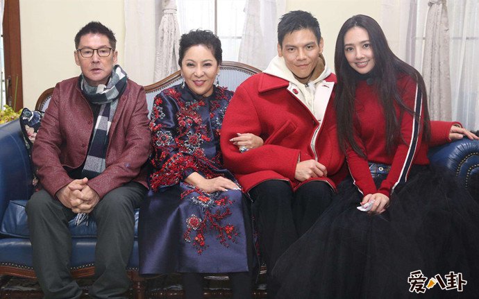向佐郭碧婷