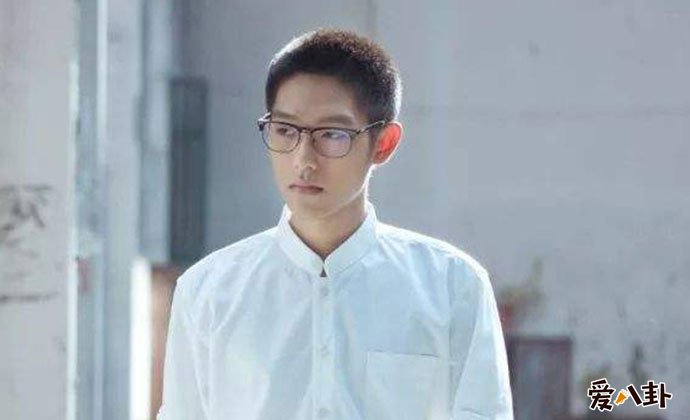 王锵是哪里人