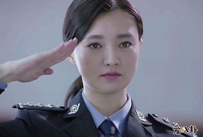 傅晶剧照