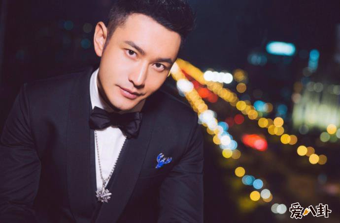 黄晓明父母是做什么的