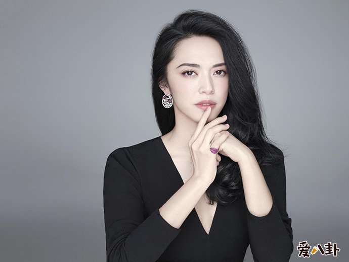 姚晨凌潇肃谁先出轨
