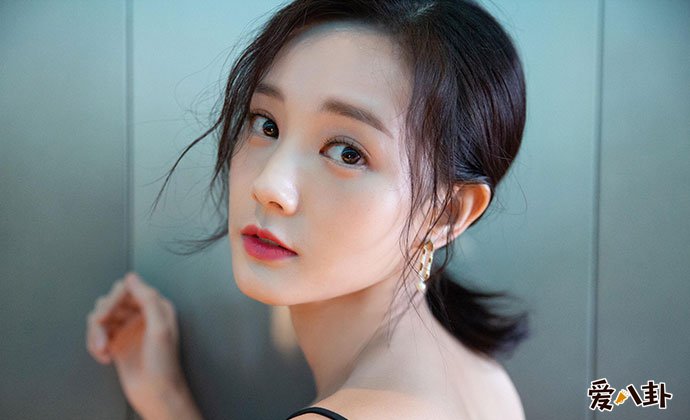 李一桐资源为什么这么好