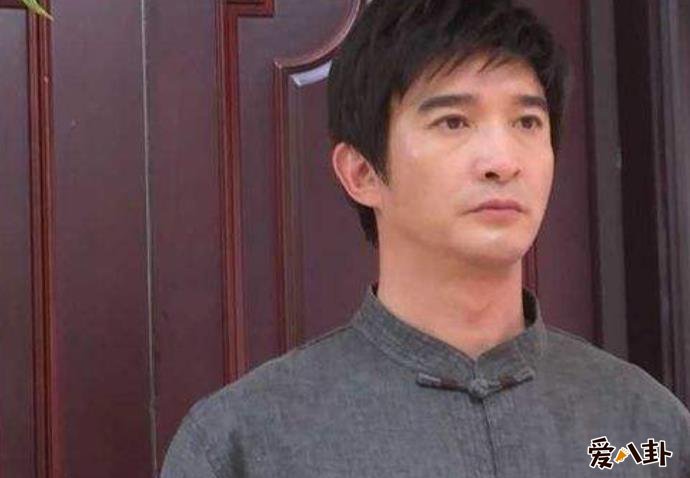 李昊翰年轻时照片