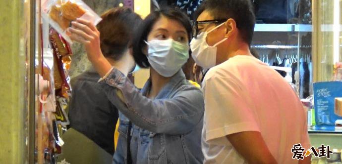 周慧敏现在的情况