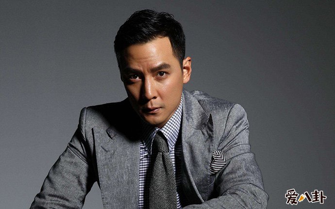 揭秘吴彦祖与妻子没有二胎的原因