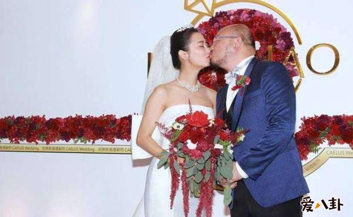 赵小侨刘亮佐结婚照