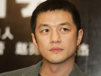 李亚鹏女友酒吧唱歌 曾因气场大被误会其真实身份究竟如何