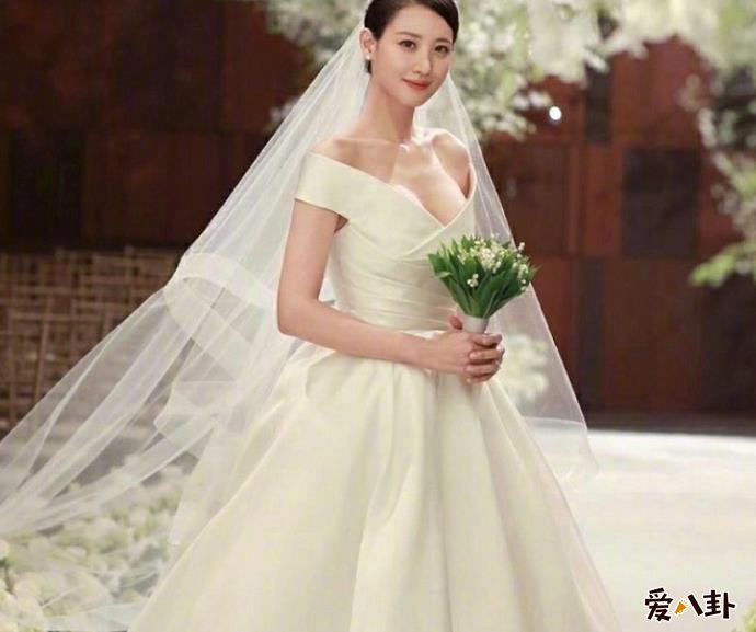 金秀贤婚纱照