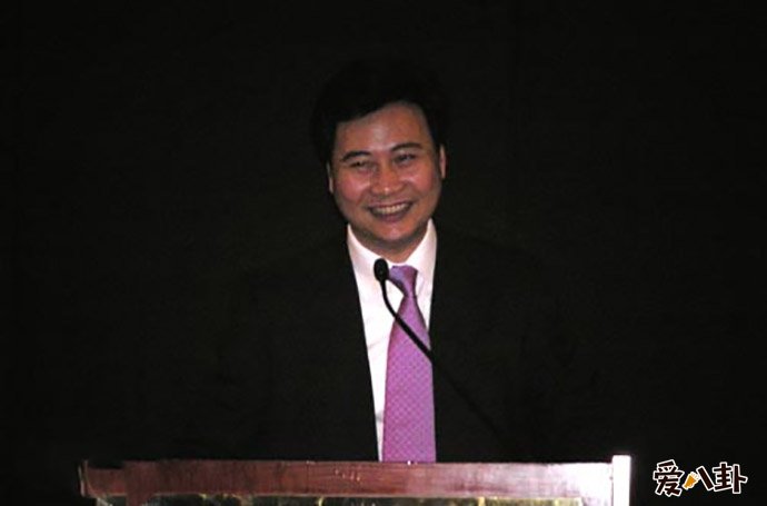 傅明宪如今放荡的原因是因为前夫吗