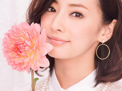北川景子怀孕 日本版杨幂婚姻生活与杨幂截然不同