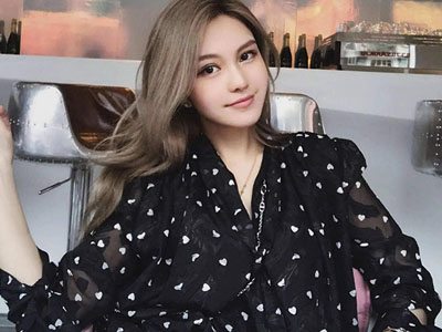 周扬青再发声 回应大众质疑与小猪9年感情的她为什么会曝光其