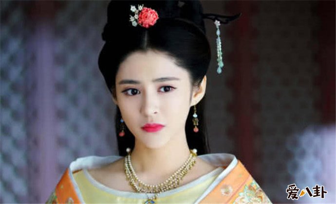 李心艾颜值超高