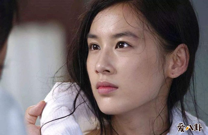 黄圣依《功夫》中饰演哑女