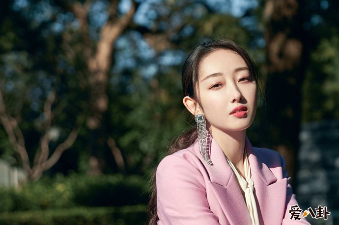 尹正蒋梦婕是怎么认识的