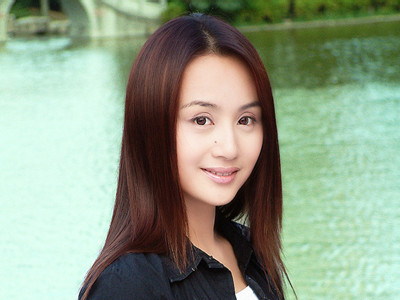 曹颖为什么退出央视 曾是和董卿平起平坐的央视当家女主持